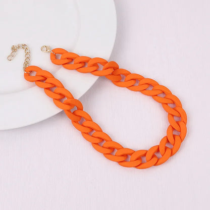FishSheep Fashion Colorful Acrylic Matte Chain Choker Necklace for Women Statement Resin Wide Chain Collar Neck Jewelry