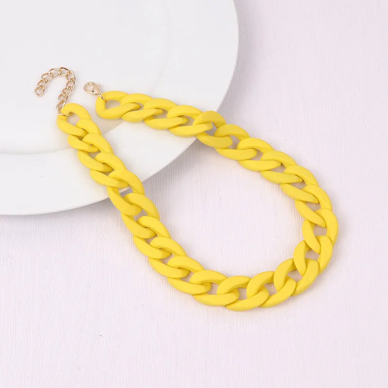 FishSheep Fashion Colorful Acrylic Matte Chain Choker Necklace for Women Statement Resin Wide Chain Collar Neck Jewelry