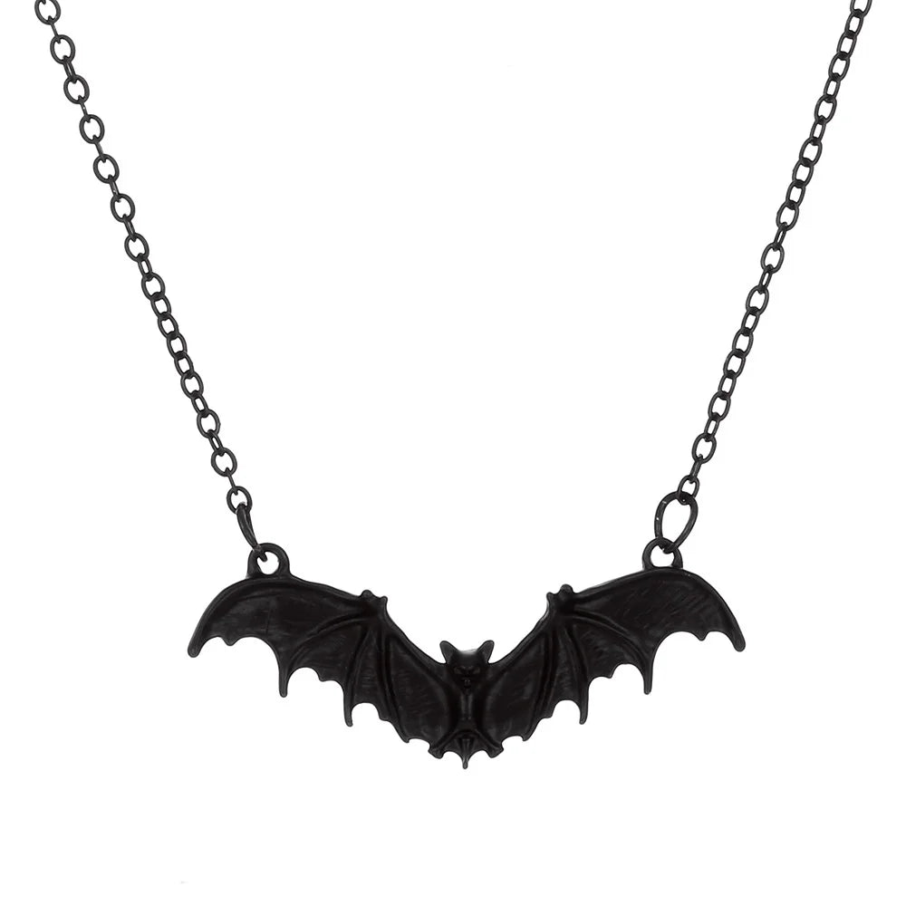 Gothic Bat Necklace for Women Men Punk Hip Hop Rock Vintage Metal Pendant Necklace Party Halloween Jewelry Gifts